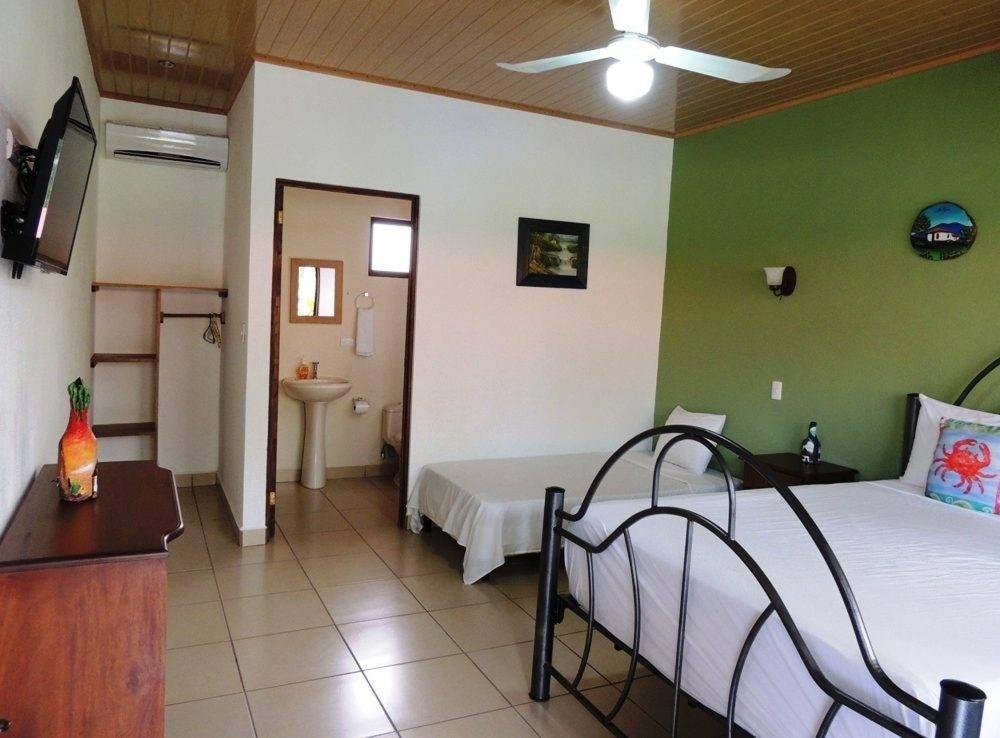 Hotel D'Lucia - Quebrada Ganado, Jaco, Costa Rica Экстерьер фото